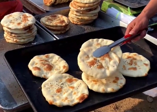 地方镇烤饼