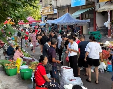 黄金坳镇集市