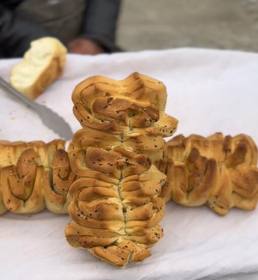 庙山镇驴踢烧饼