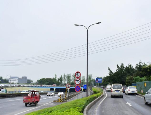 西航港街道